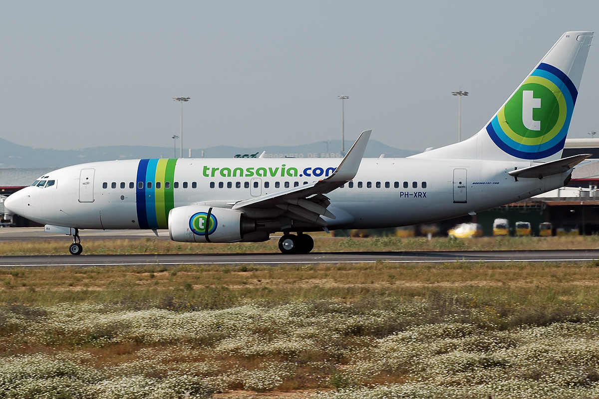 PH-XRX (33464) 2003 Boeing 737-7K2 WL