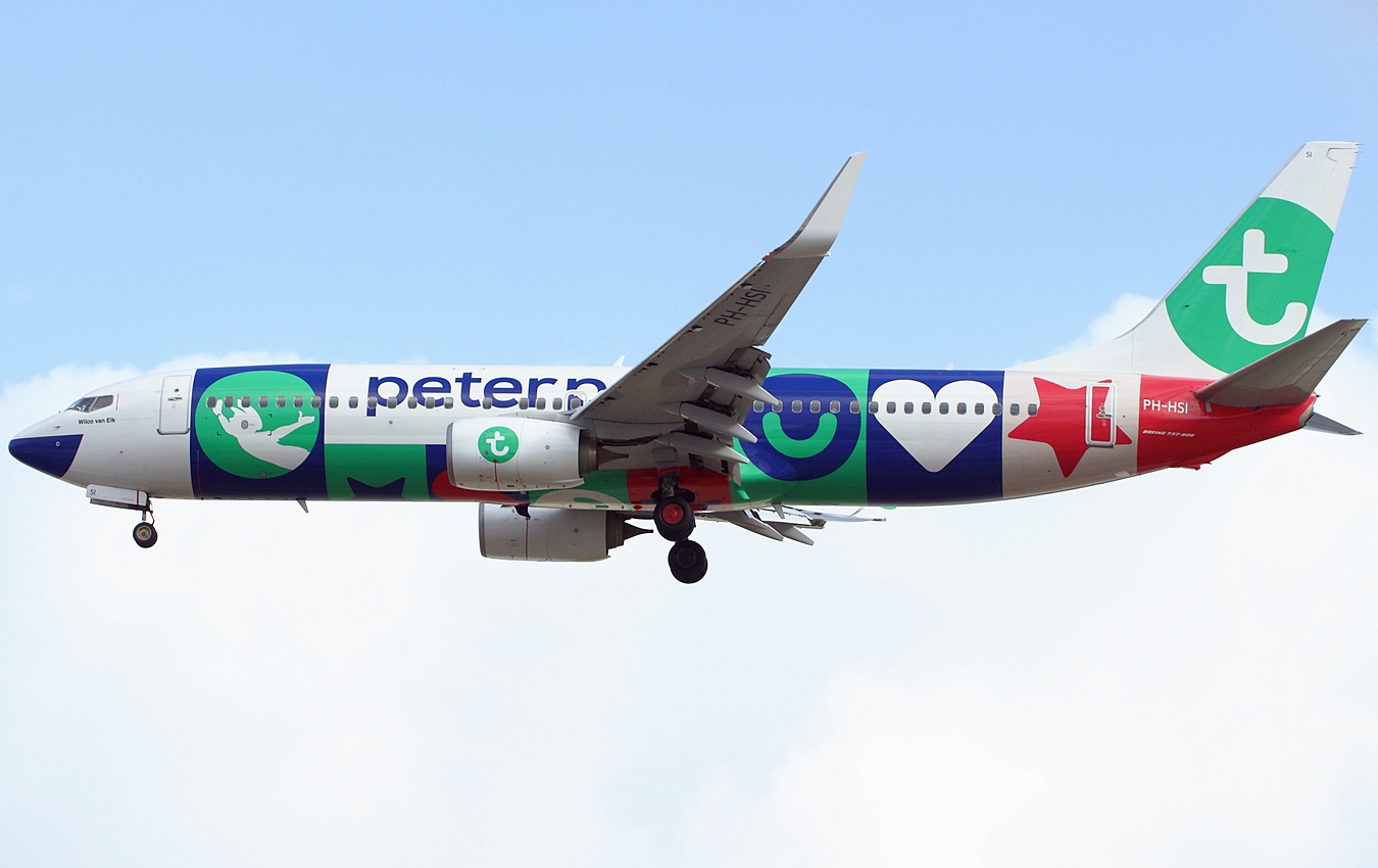 PH-HSI (42148) 2013 Boeing 737-8K2(WL)