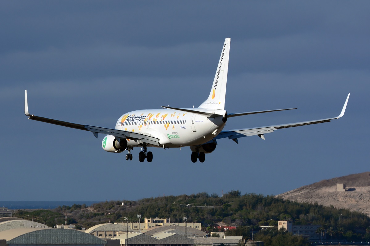 PH-HSE (39259) 2011 Boeing 737-8K2(WL)