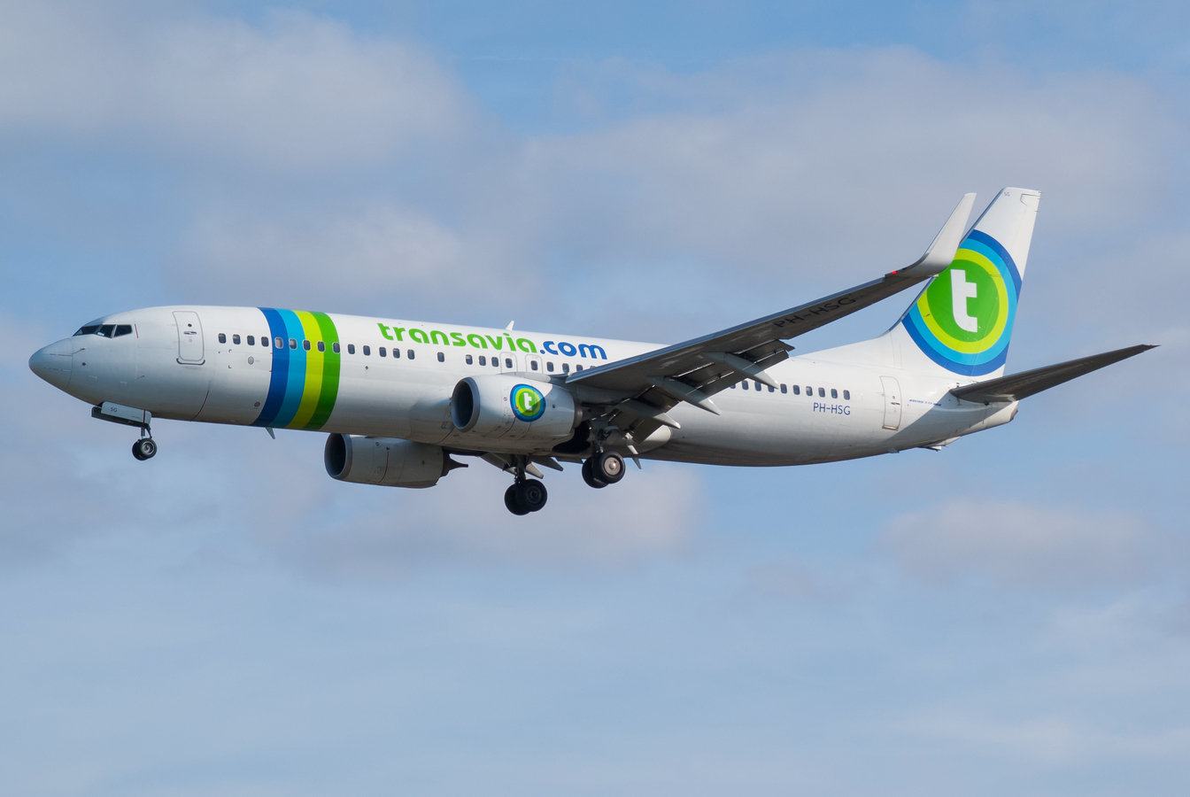 PH-HSG (39262) 2012 Boeing 737-8K2 WL