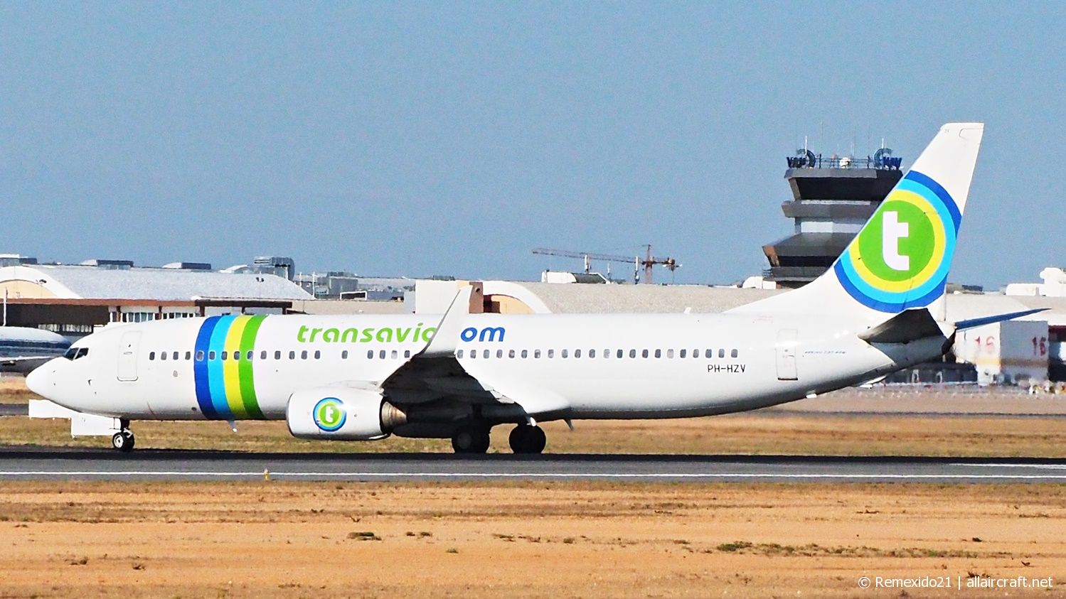 PH-HZV (30650) 2002 Boeing 737-8K2(WL)