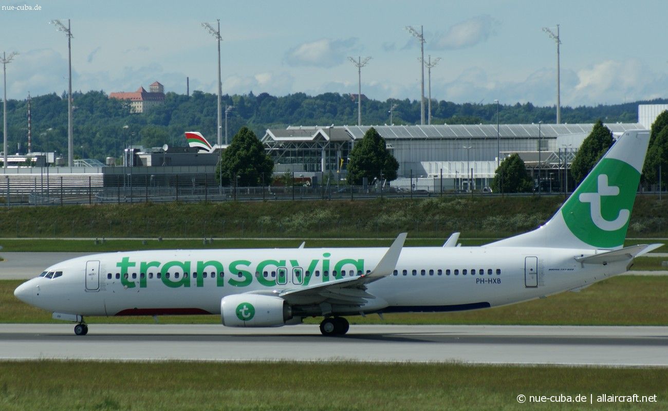 PH-HXB (41340) 2016 Boeing 737-8K2(WL)