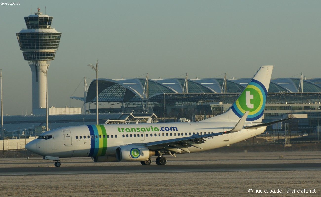 PH-XRY (33463) 2003 Boeing 737-7K2(WL)