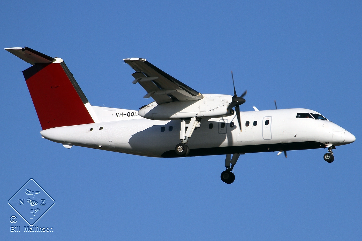 VH-QQL (388) 1994 DeHavilland Canada DHC-8-102 Dash 8