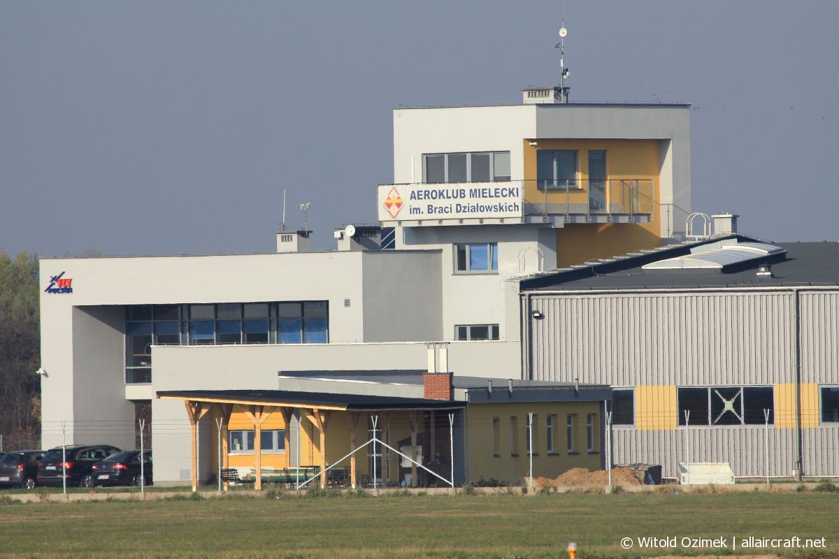 Port Lotniczy Mielec (EPML) Poland