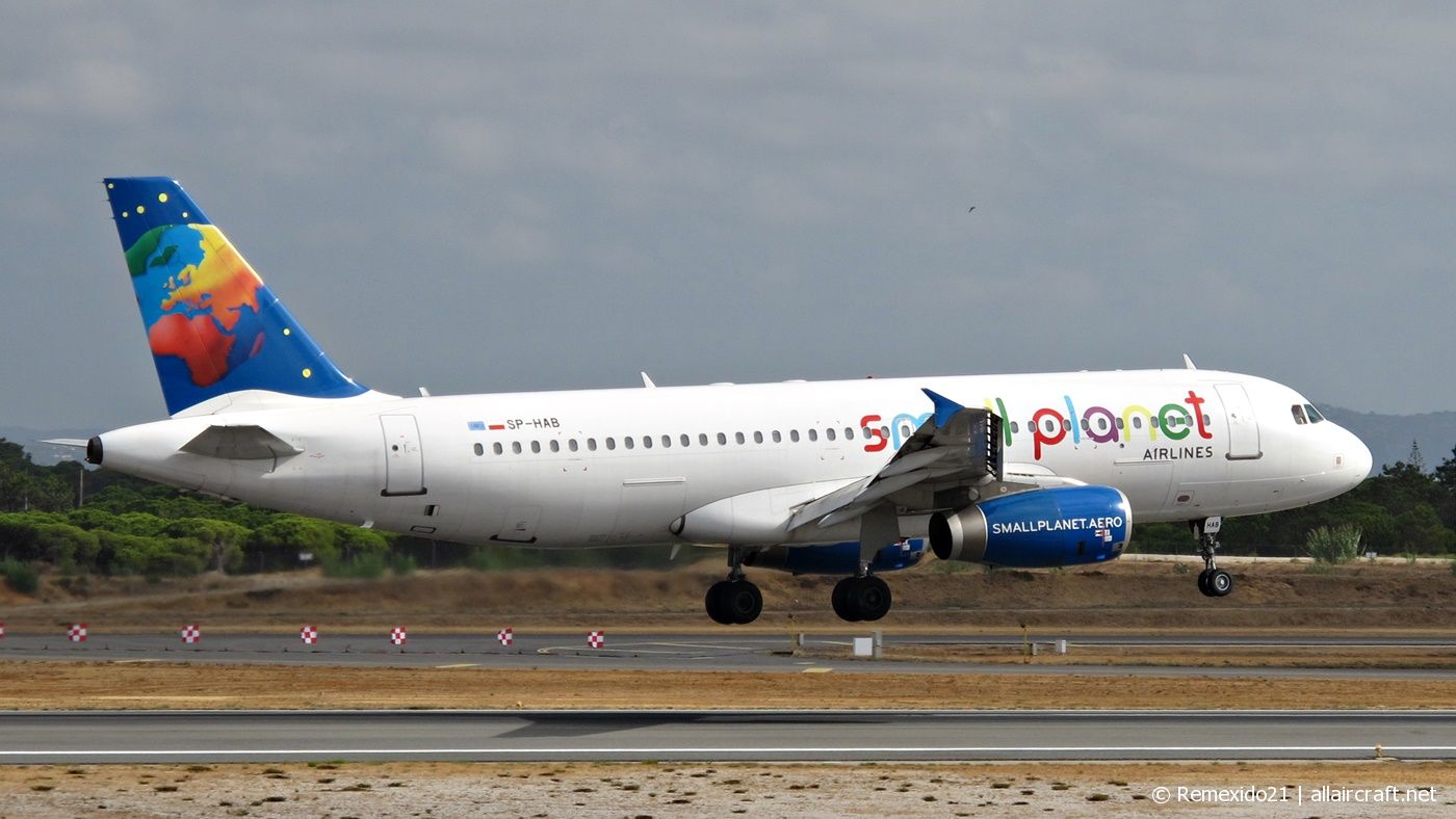 SP-HAB (1411) 2001 Airbus A320-232