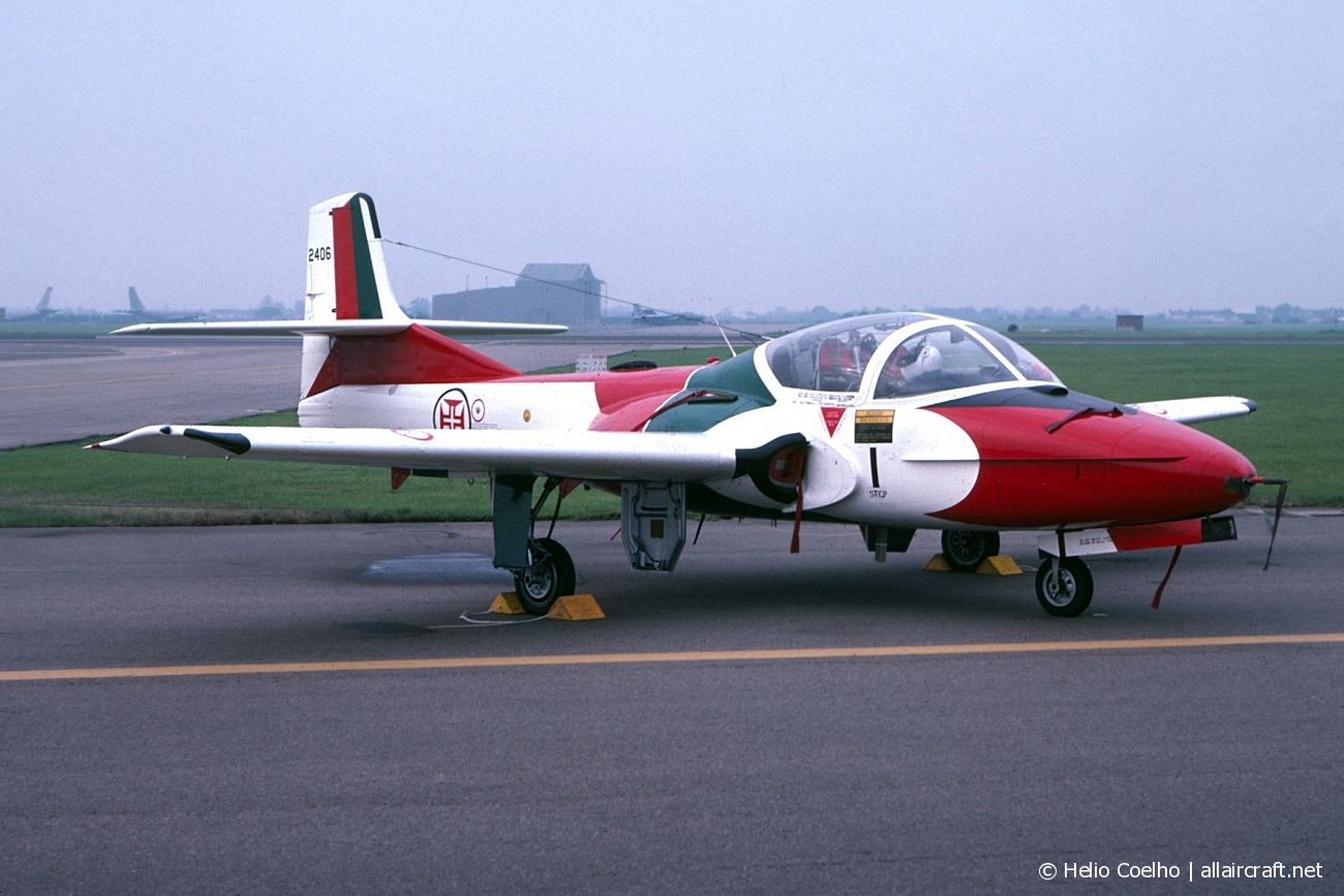 2406 (40730) 1962 Cessna T-37C Tweety Bird