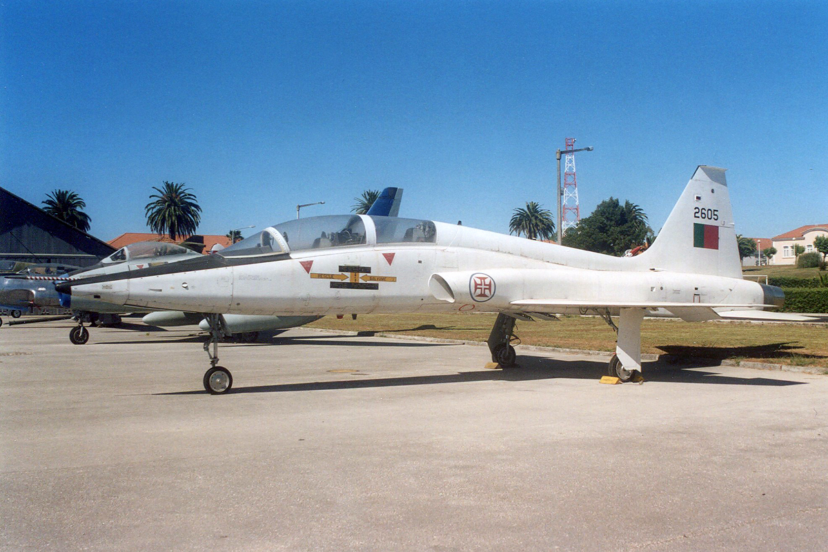 2605 (N5263) 1961 Northrop T-38A Talon