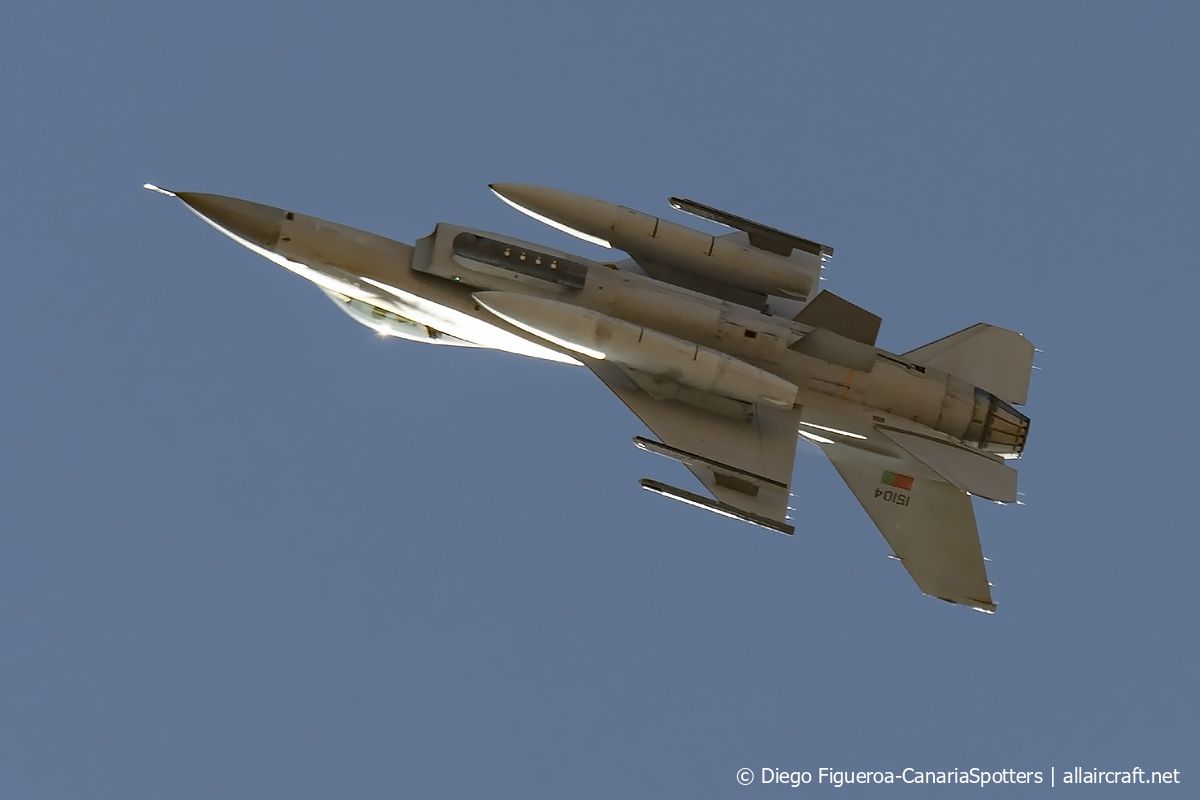 15104 (AA-4) 1993 Lockheed F-16AM