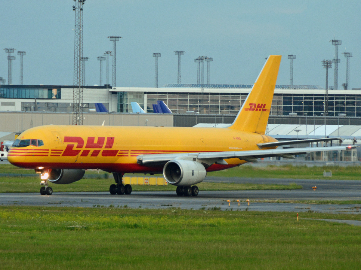 G-BIKO (cn 22187) Boeing 757-236SF
