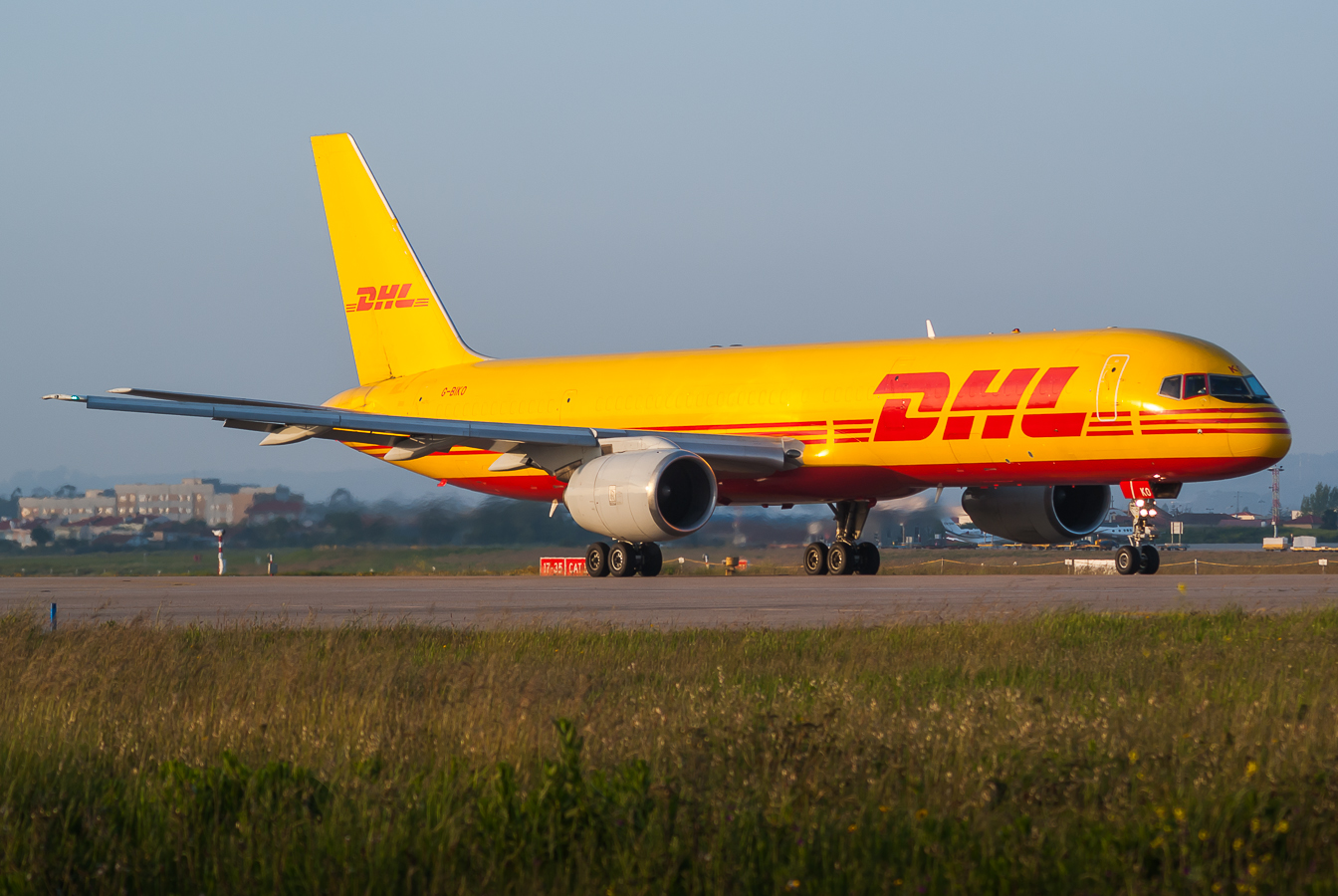 G-BIKO (cn 22187) Boeing 757-236SF