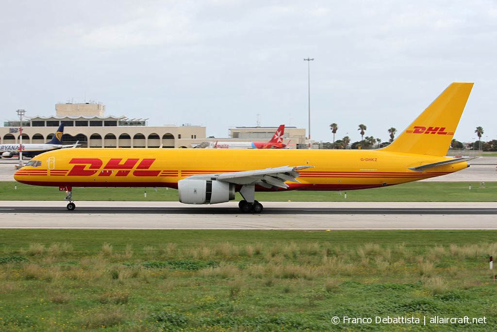 G-DHKZ (25620) 1992 Boeing 757-236(PCF)