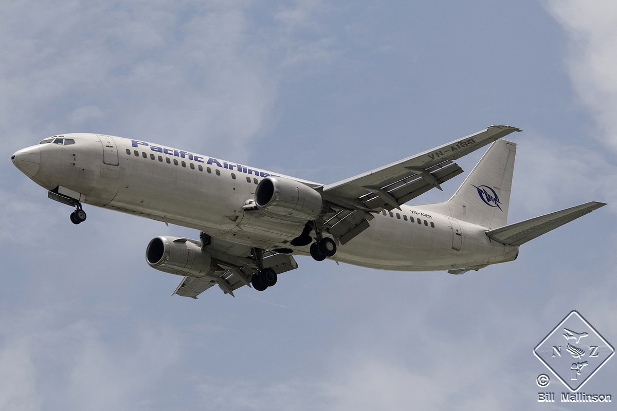 VN-A189 (28490) 1996 Boeing 737-43Q