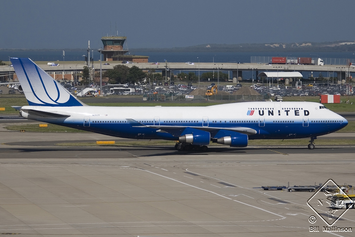 N174UA (24381) 1990 Boeing 747-422