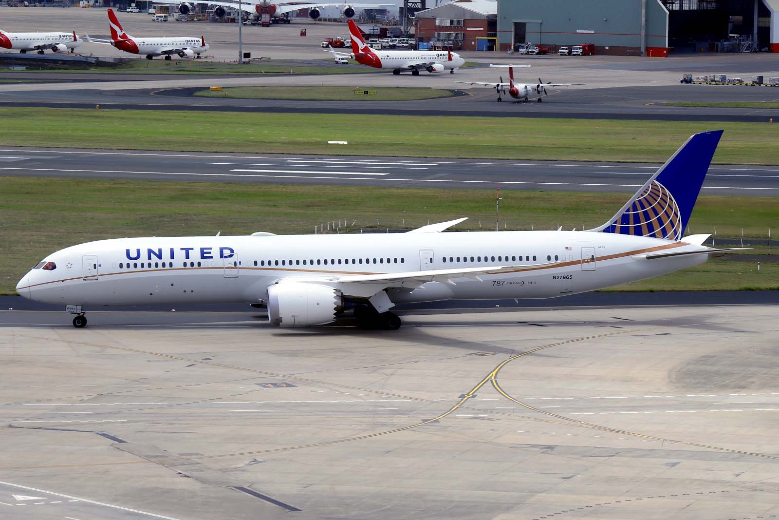 N27965 (37815) 2016 Boeing 787-9 Dreamliner
