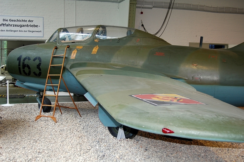 163 (922257) 1959 Mikoyan-Gurevich MiG-15UTI