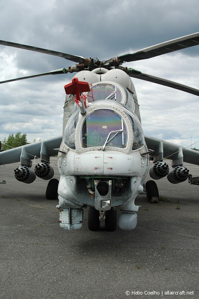 5211 (110171) 1981 Mil Mi-24D