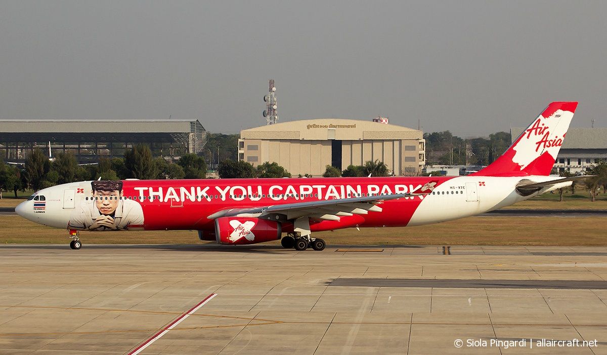 HS-XTC (692) 2005 Airbus A330-343