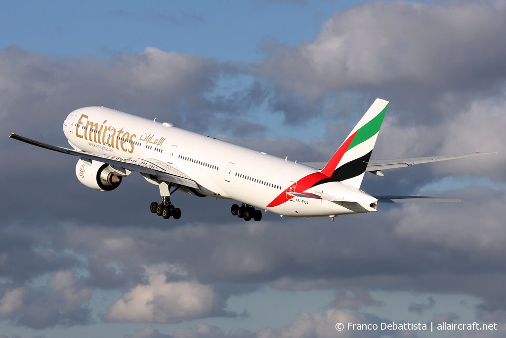 A6-ECV (35594) 2009 Boeing 777-31HER