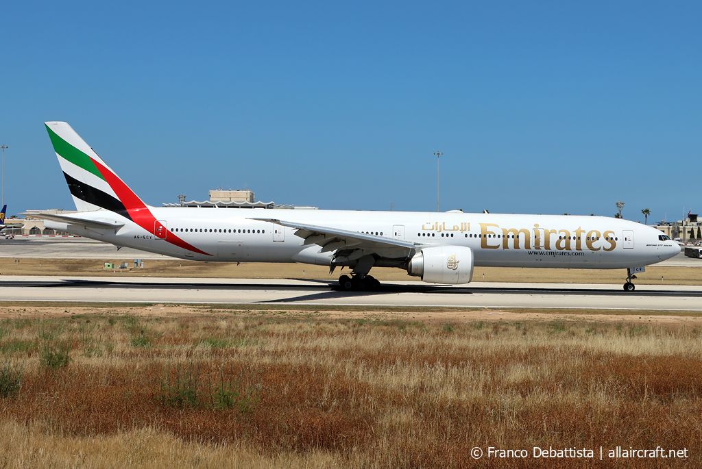 A6-ECV (35594) 2009 Boeing 777-31HER