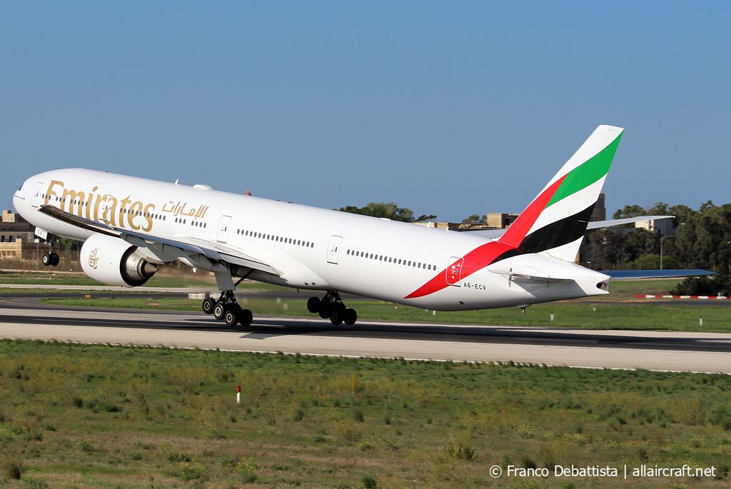 A6-ECV (35594) 2009 Boeing 777-31HER