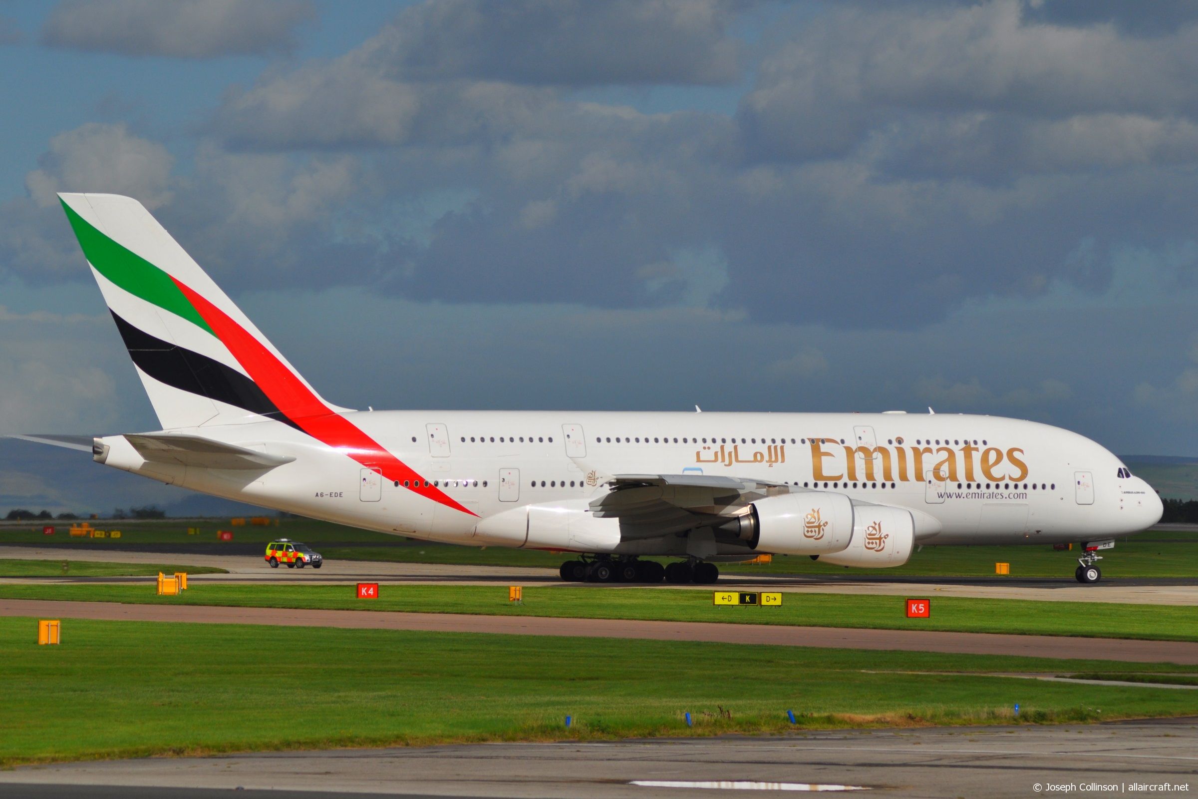 A6-EDE (017) 2008 Airbus A380-861