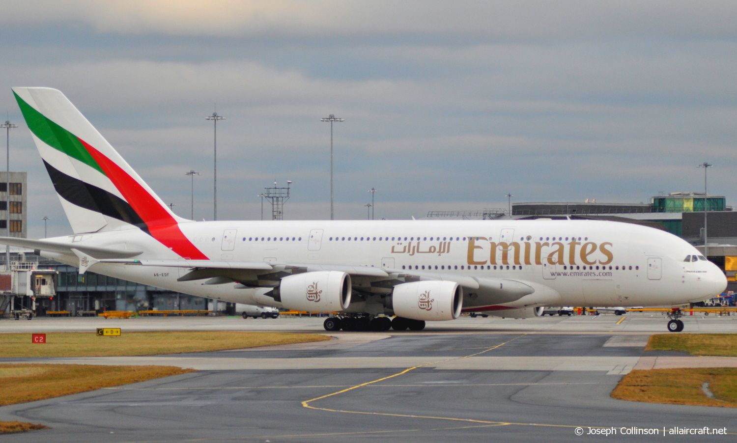 A6-EDF (007) 2006 Airbus A380-861