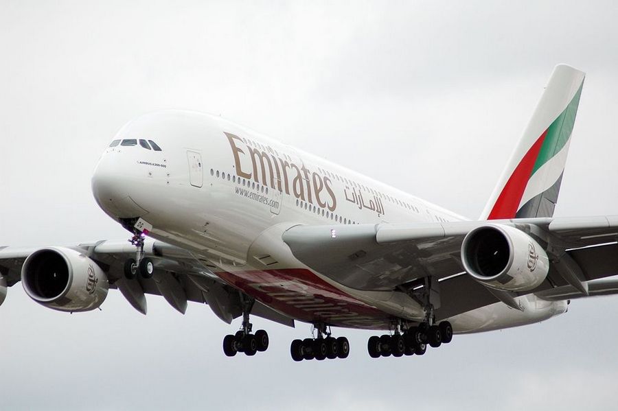 A6-EDG (023) 2009 Airbus A380-861