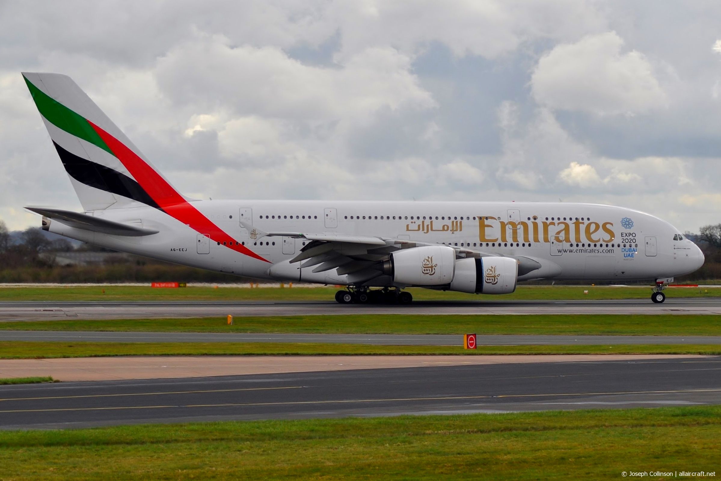 A6-EEJ (127) 2013 Airbus A380-861