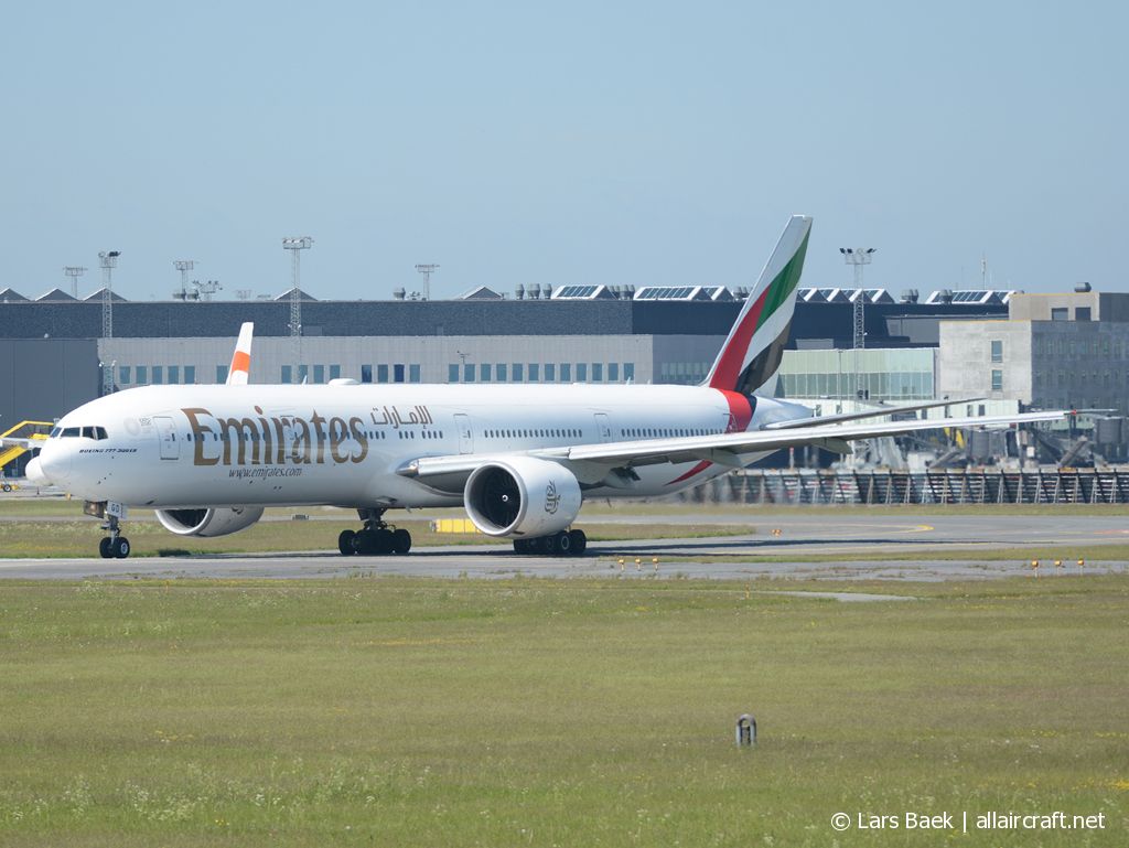 A6-EGD (38988) 2011 Boeing 777-31H ER