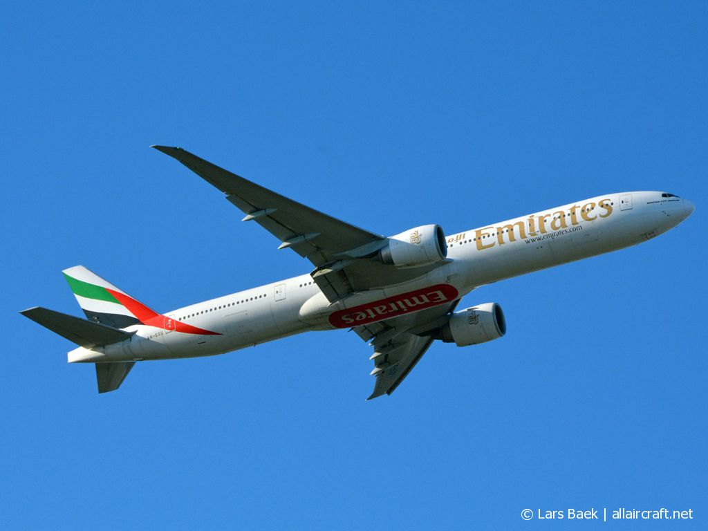 A6-EGU (41079) 2012 Boeing 777-31HER