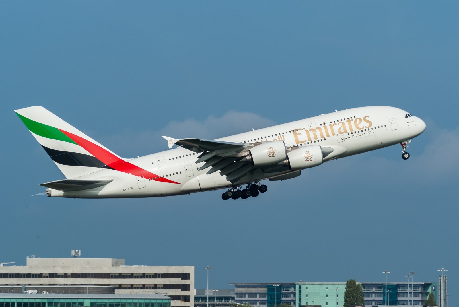 A6-EUC (214) 2016 Airbus A380-861