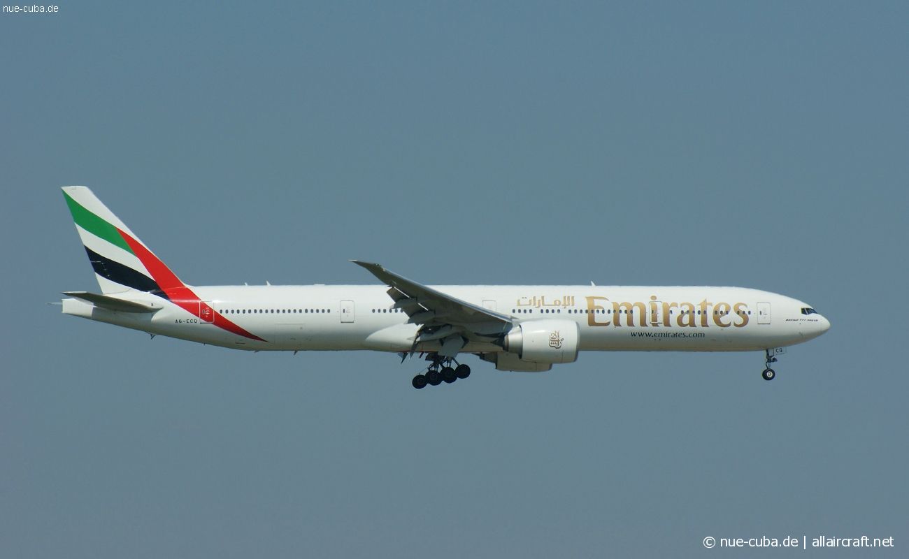 A6-ECQ (35588) 2009 Boeing 777-31H(ER)
