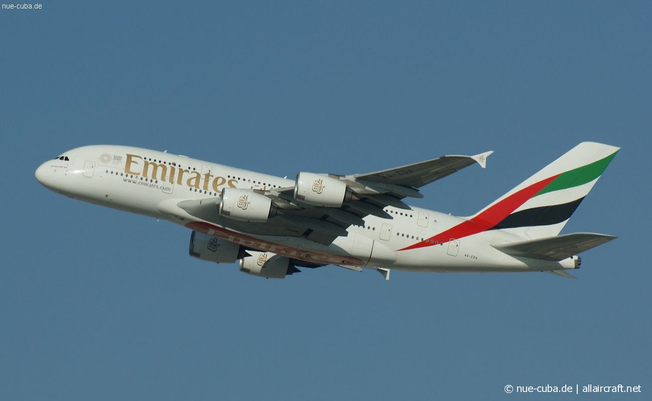 A6-EDA (011) 2007 Airbus A380-861