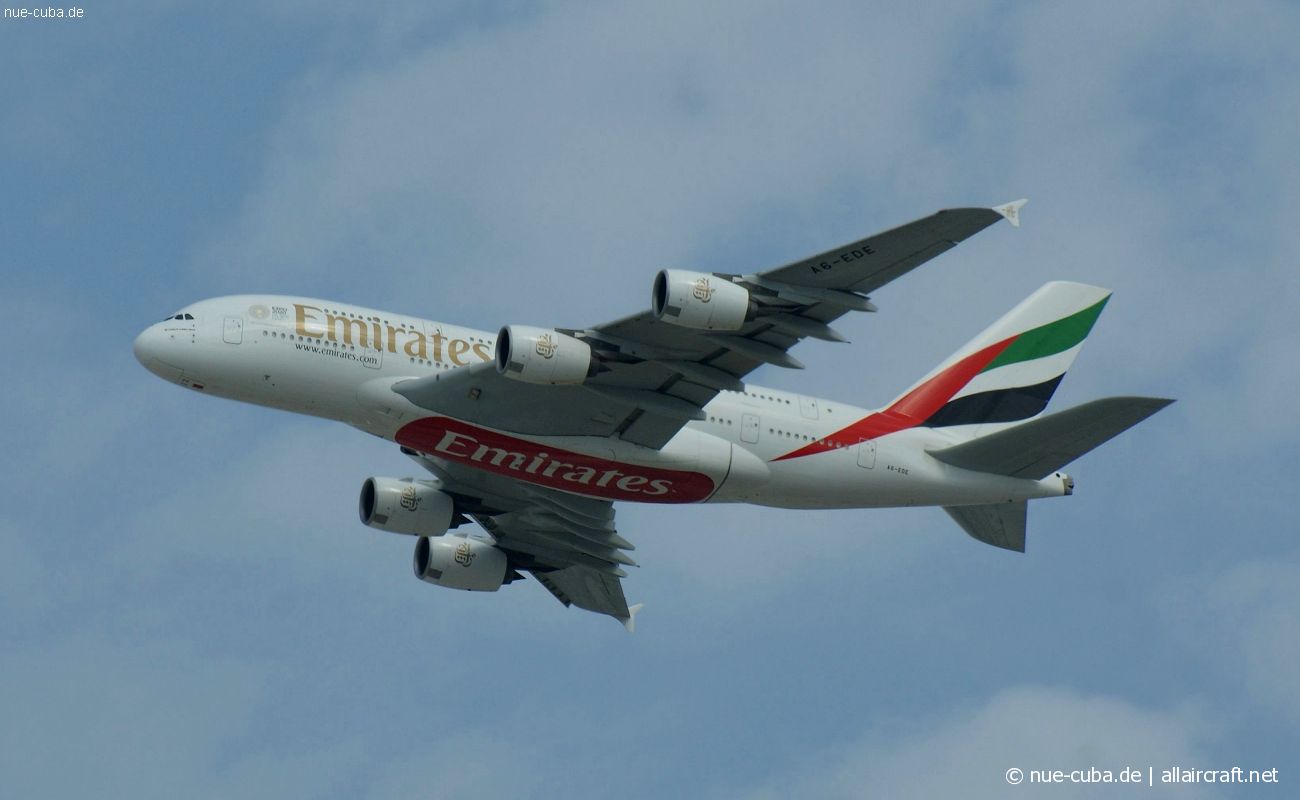 A6-EDE (017) 2008 Airbus A380-861