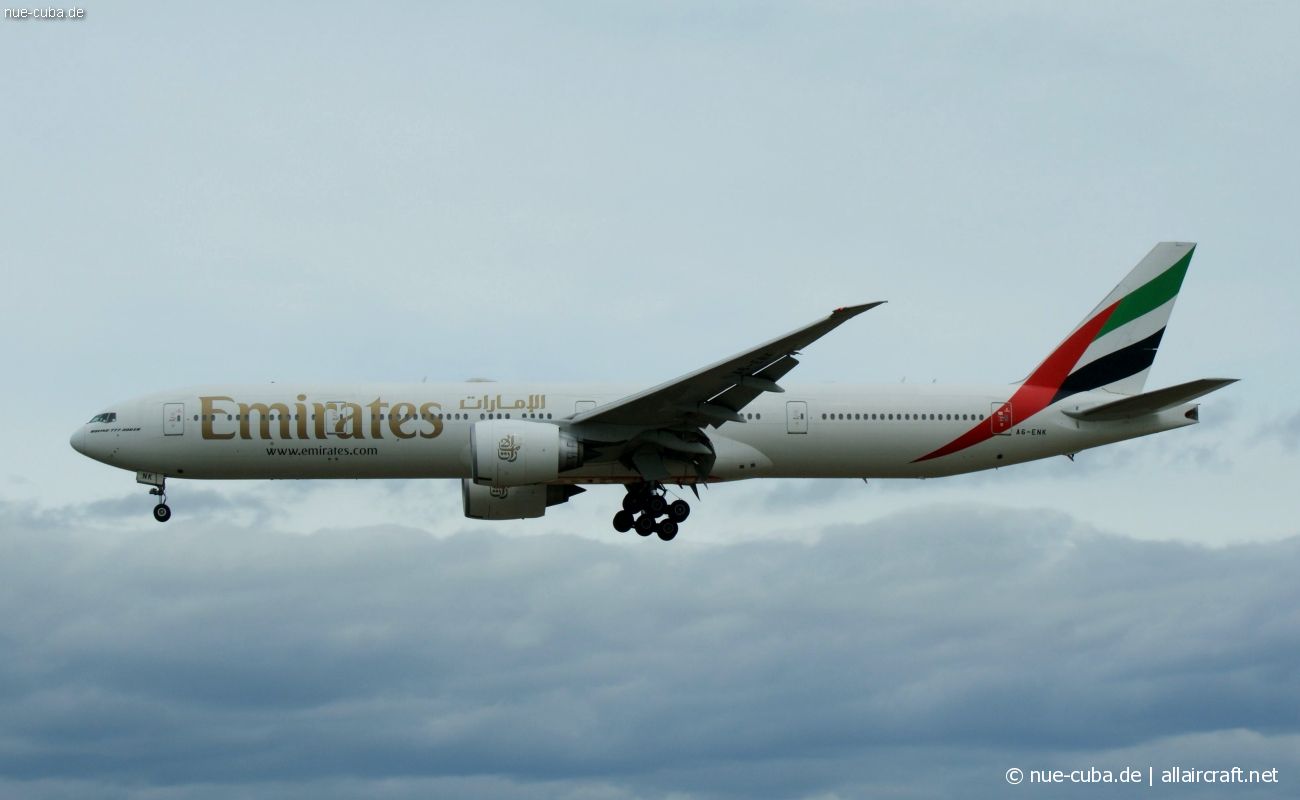 A6-ENK (38991) 2013 Boeing 777-31H(ER)