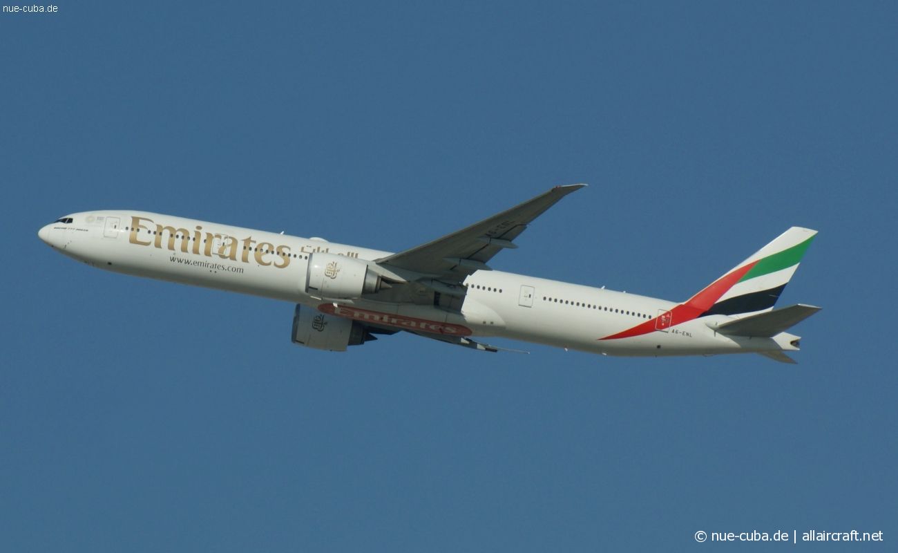 A6-ENL (41370) 2013 Boeing 777-31H(ER)