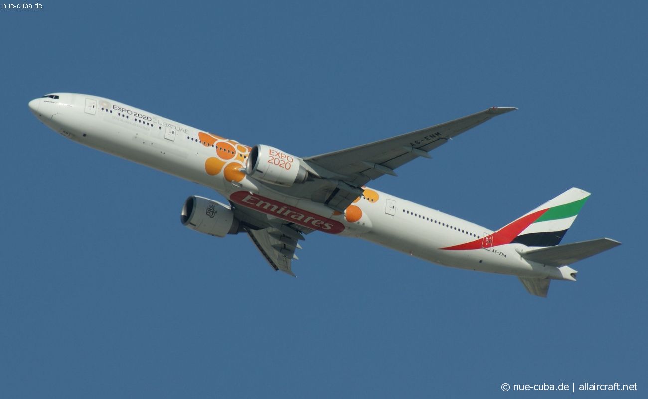 A6-ENM (41359) 2013 Boeing 777-31H(ER)