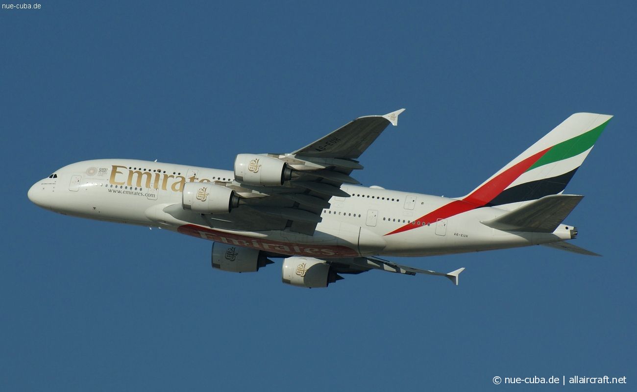 A6-EUH (220) 2016 Airbus A380-861