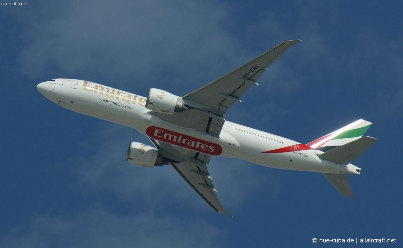 A6-EWI (35589) 2009 Boeing 777-21H(LR)