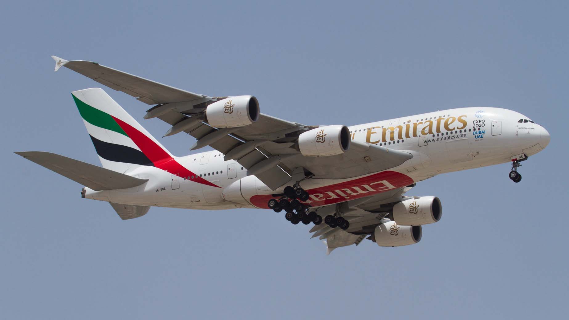 A6-EDE (017) 2008 Airbus A380-861