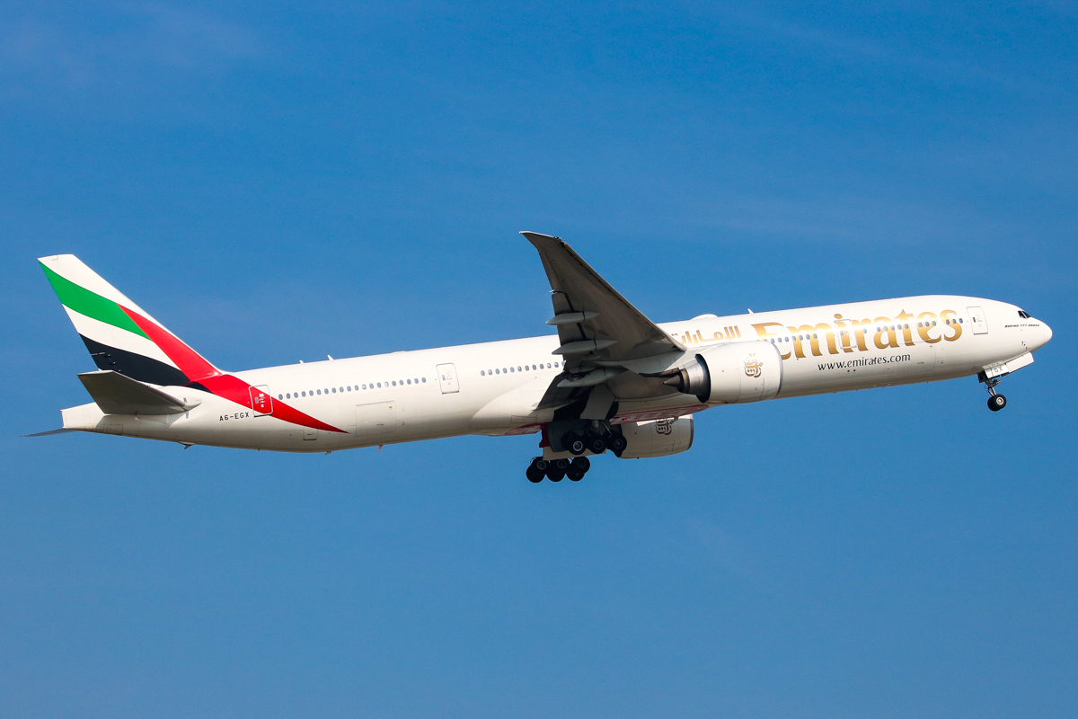 A6-EGX (35602) 2012 Boeing 777-31H(ER)