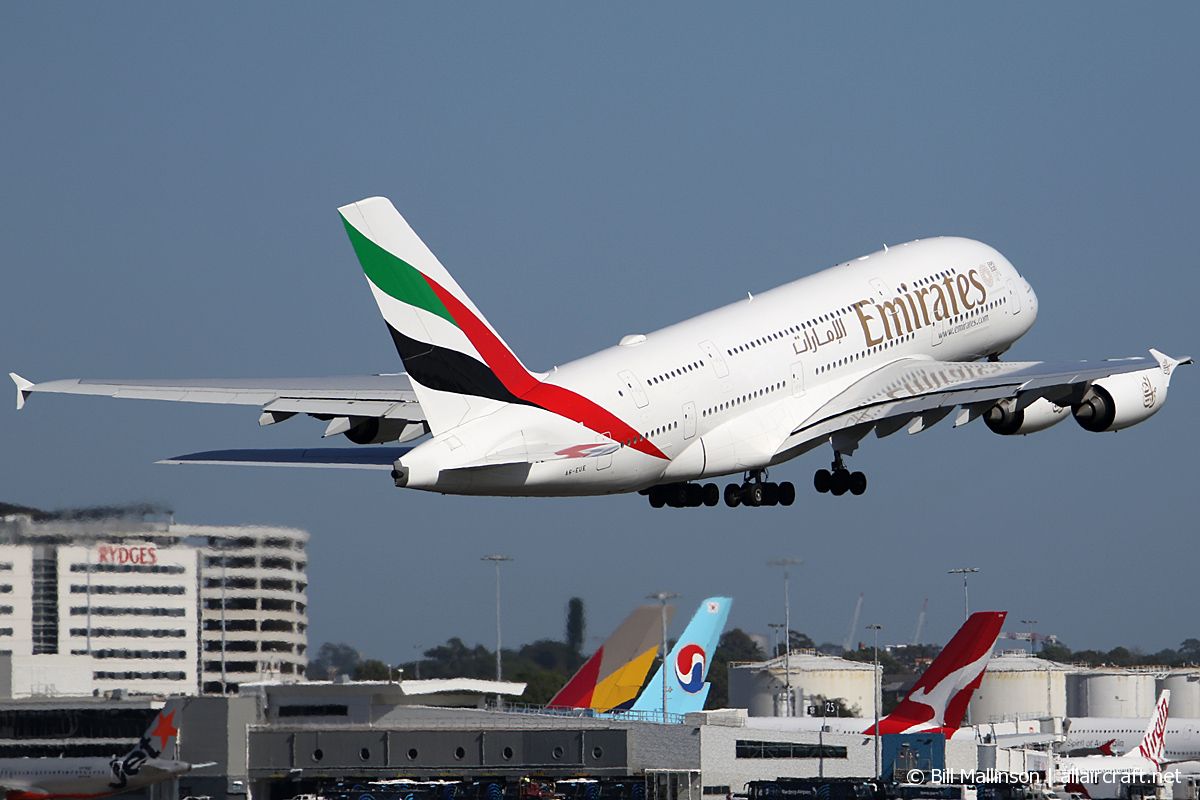 A6-EUE · Airbus A380-861 · (SYD / YSSY)