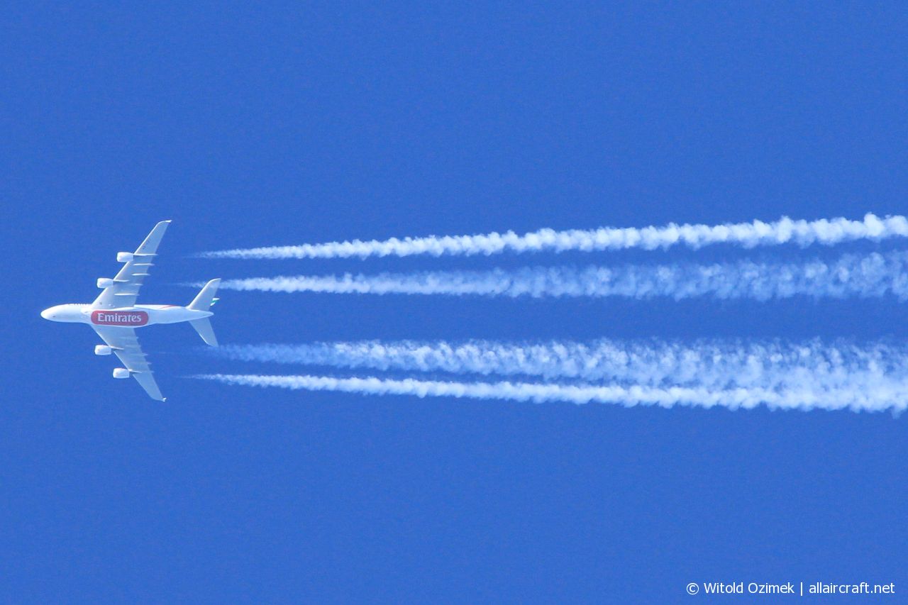 A6-EET (142) 2013 Airbus A380-861