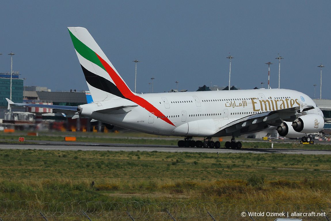 A6-EEA (108) 2012 Airbus A380-861