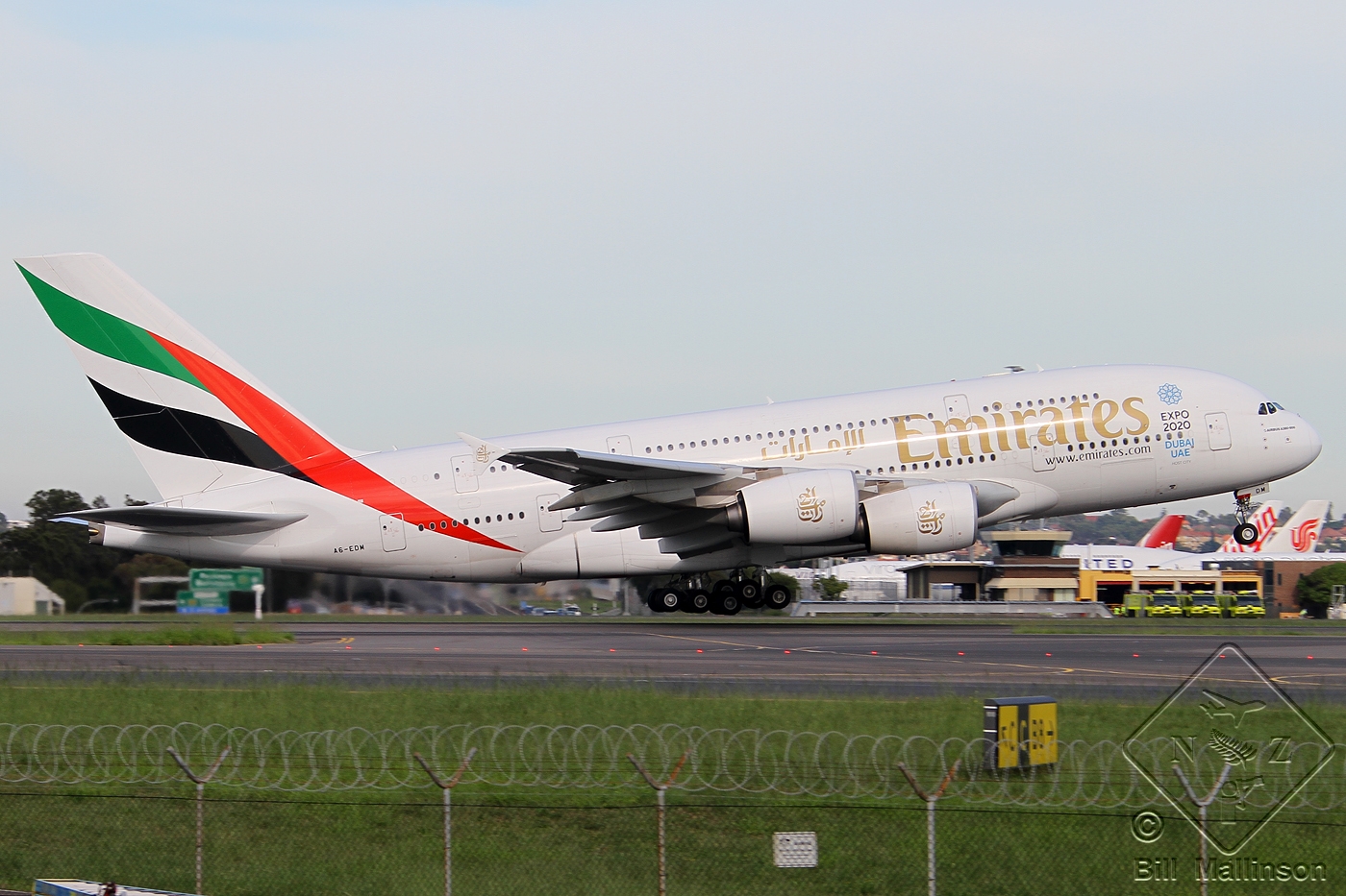 A6-EDM (042) 2010 Airbus A380-861