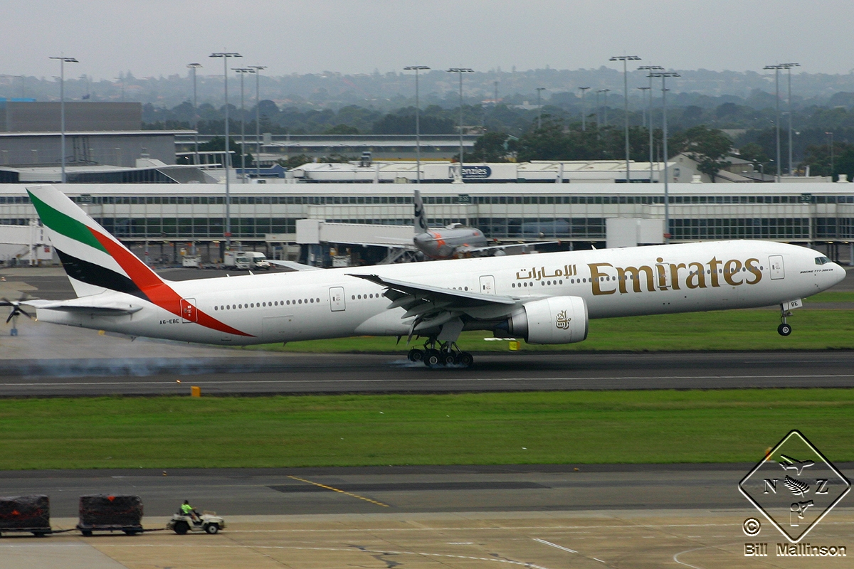 A6-EBE (32788) 2005 Boeing 777-36N(ER)