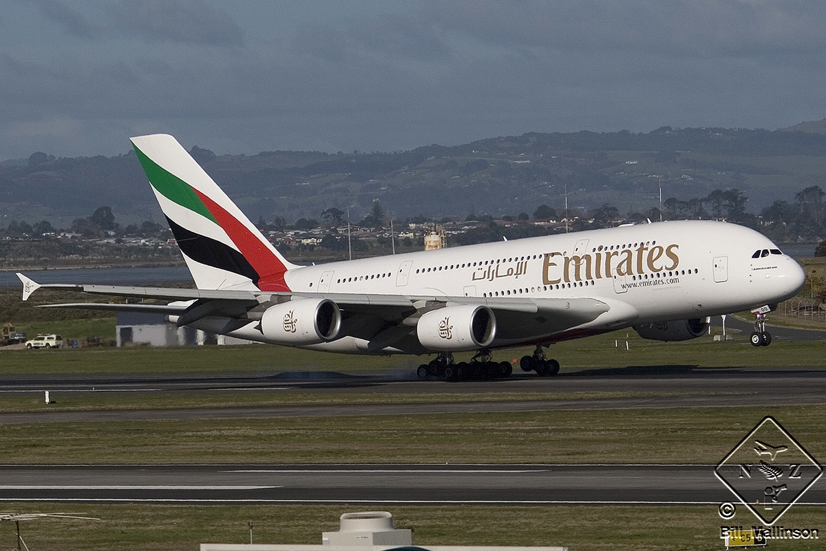 A6-EDD (020) 2008 Airbus A380-861
