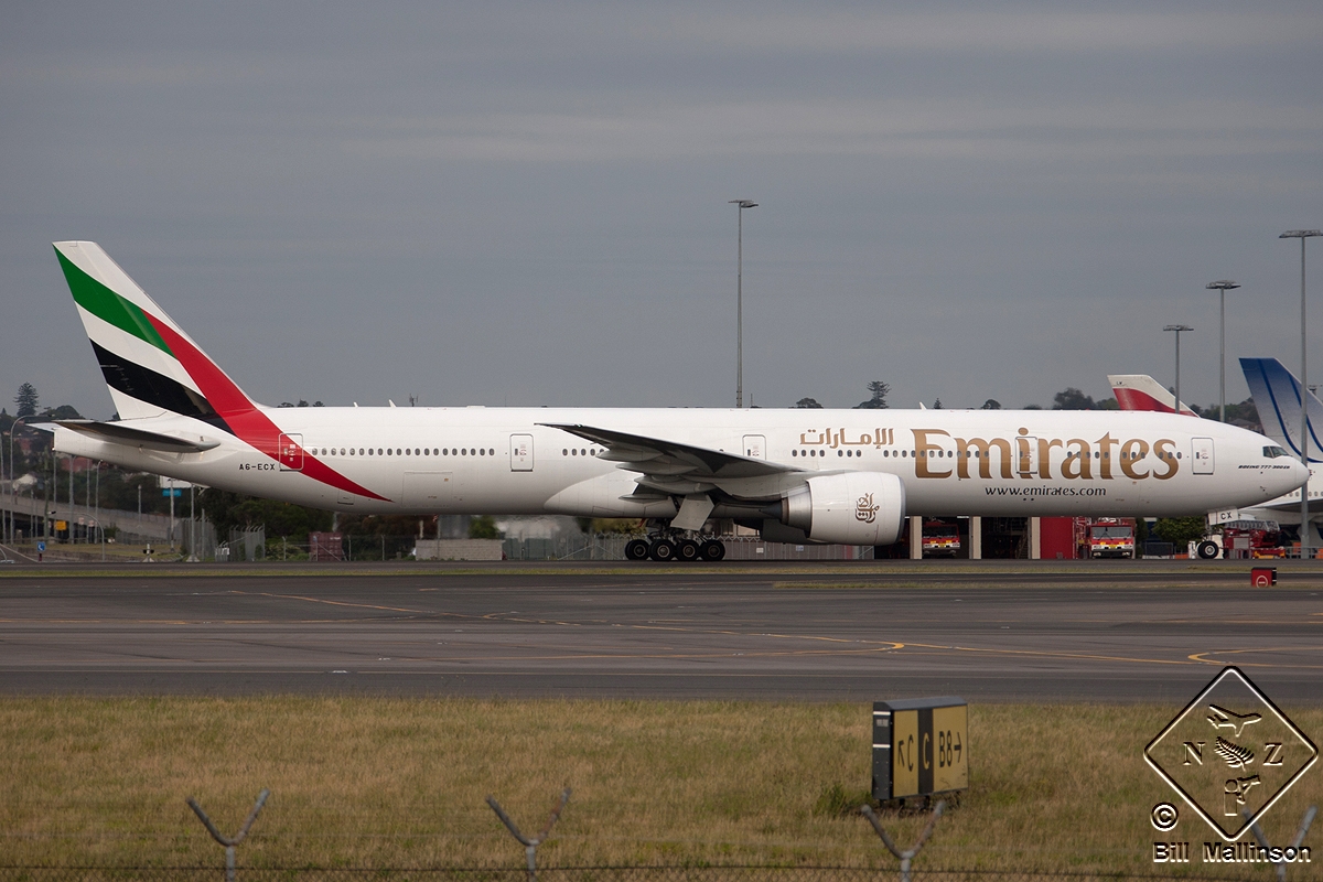 A6-ECX (38982) 2009 Boeing 777-31H(ER)