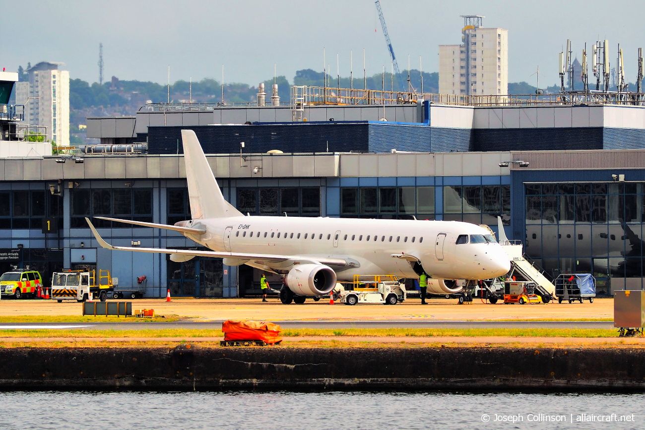 EI-GHK (19000218) 2008 Embraer 190-100IGW